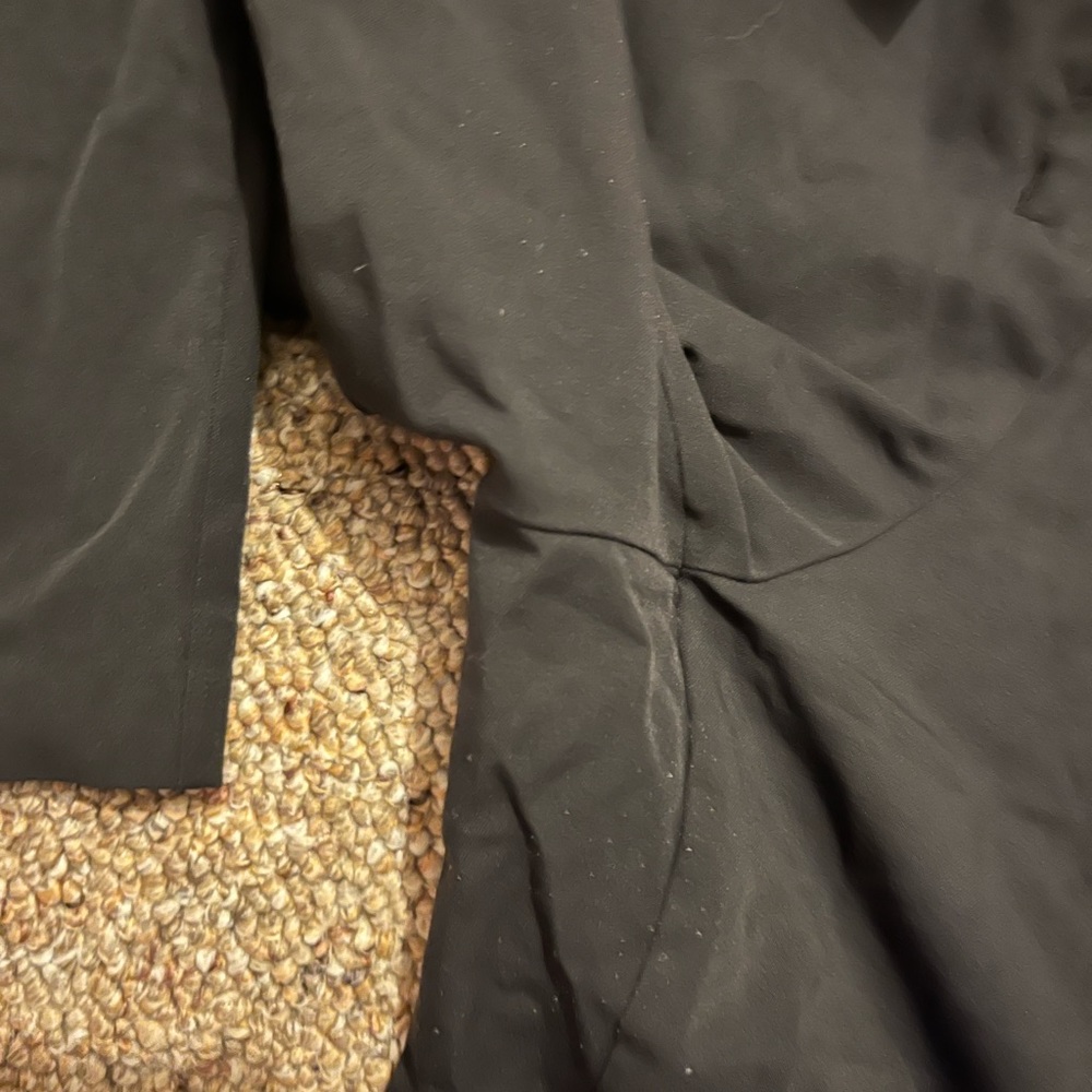 Lululemon work capris - Picture 3 of 4